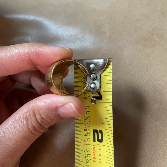 Vintage solid brass chunky dome hammered texture layer gold ring adjustable boho - Picture 8 of 8